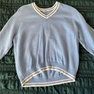 Brandy Melville v-neck blue and white sweater